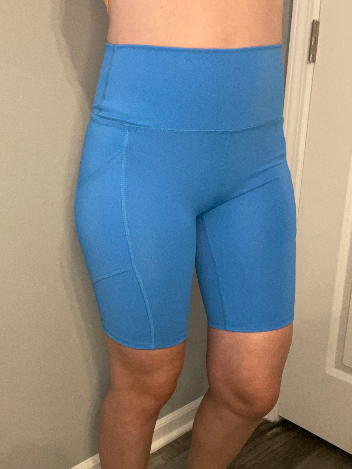 Athletic Biker Shorts with Pockets