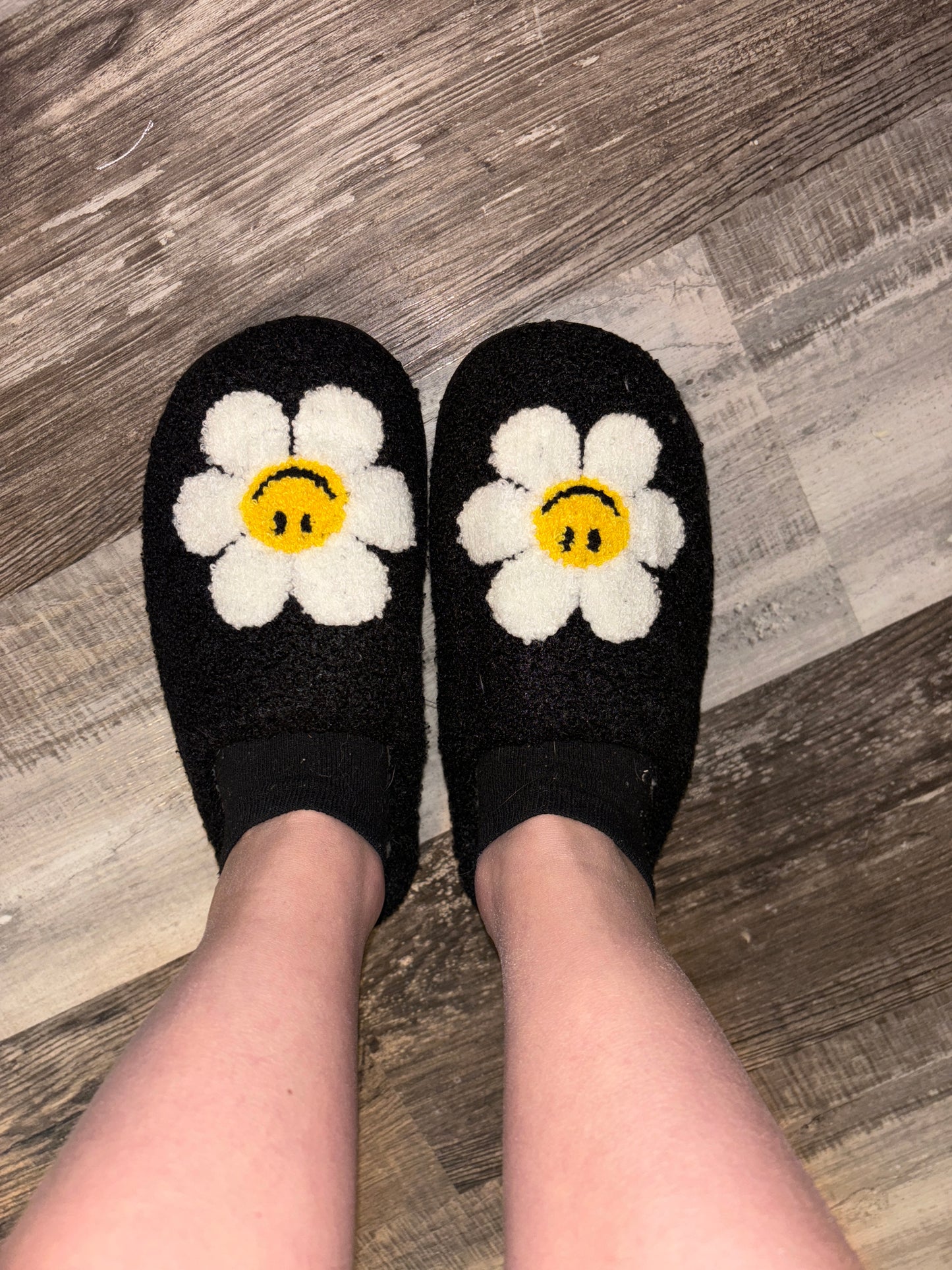 Happy Daisy Slippers